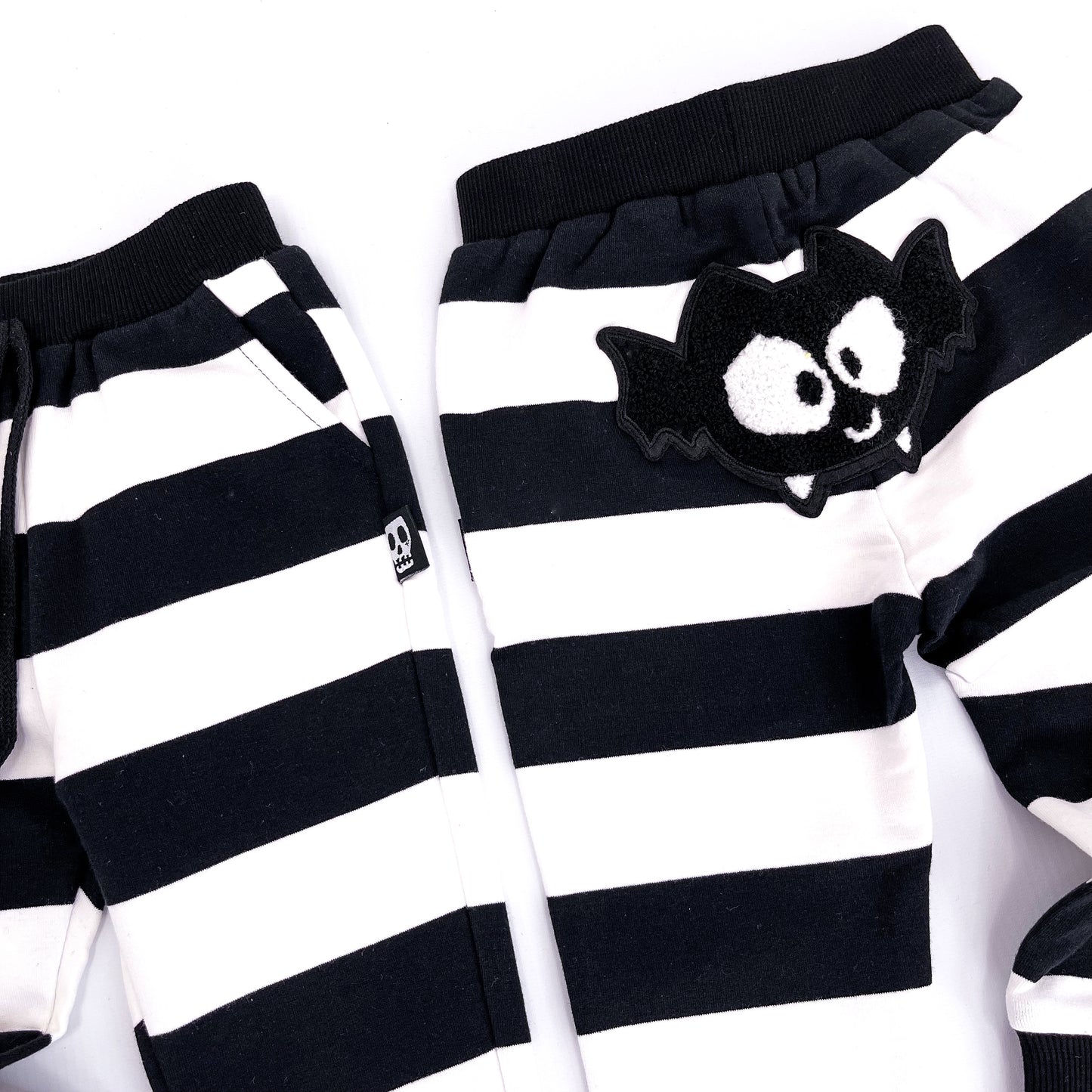 BAT PATCH STRIPE JOGGERS
