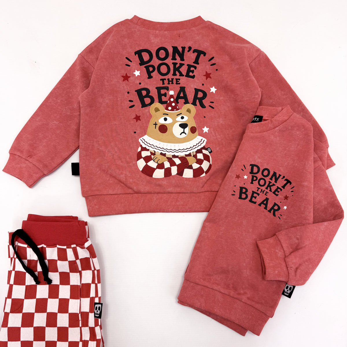 DON'T POKE THE BEAR BACKPRINT OVERSIZED SWEATSHIRT