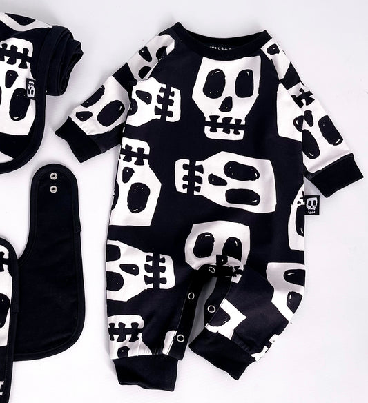 SKELLY SKULL FOOTLESS ROMPER