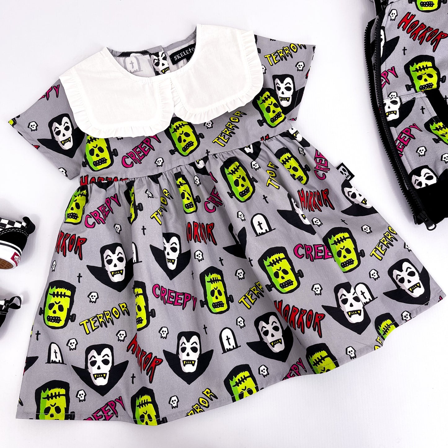 LITTLE TERROR COLLAR SMOCK DRESS