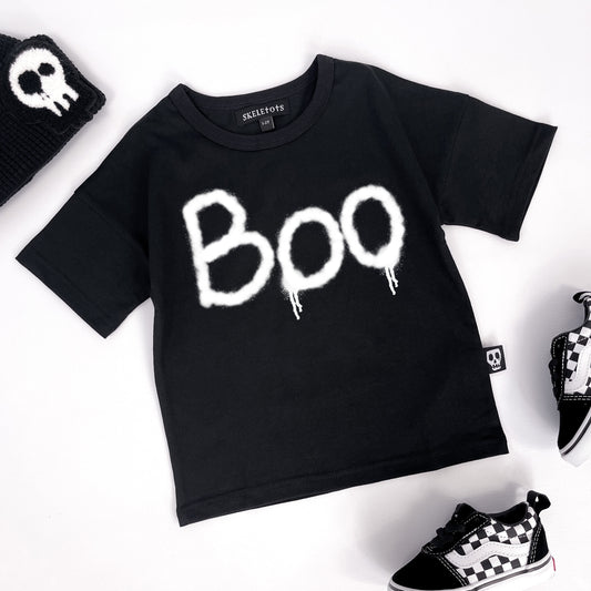Kids black t shirt with "Boo" printed on graffiti style