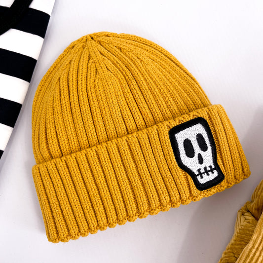 NOT SO BASIC MUSTARD CHUNKY KNIT TRAWLER BEANIE