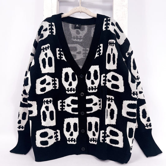 Knitted cardigan, black with Skelly Skull design
