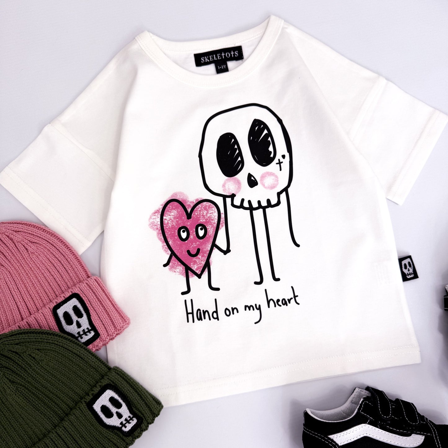 HAND ON MY HEART TEE