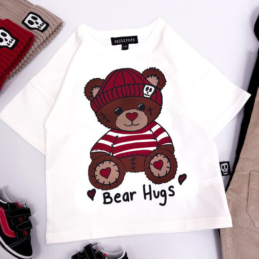 BEAR HUGS TEE