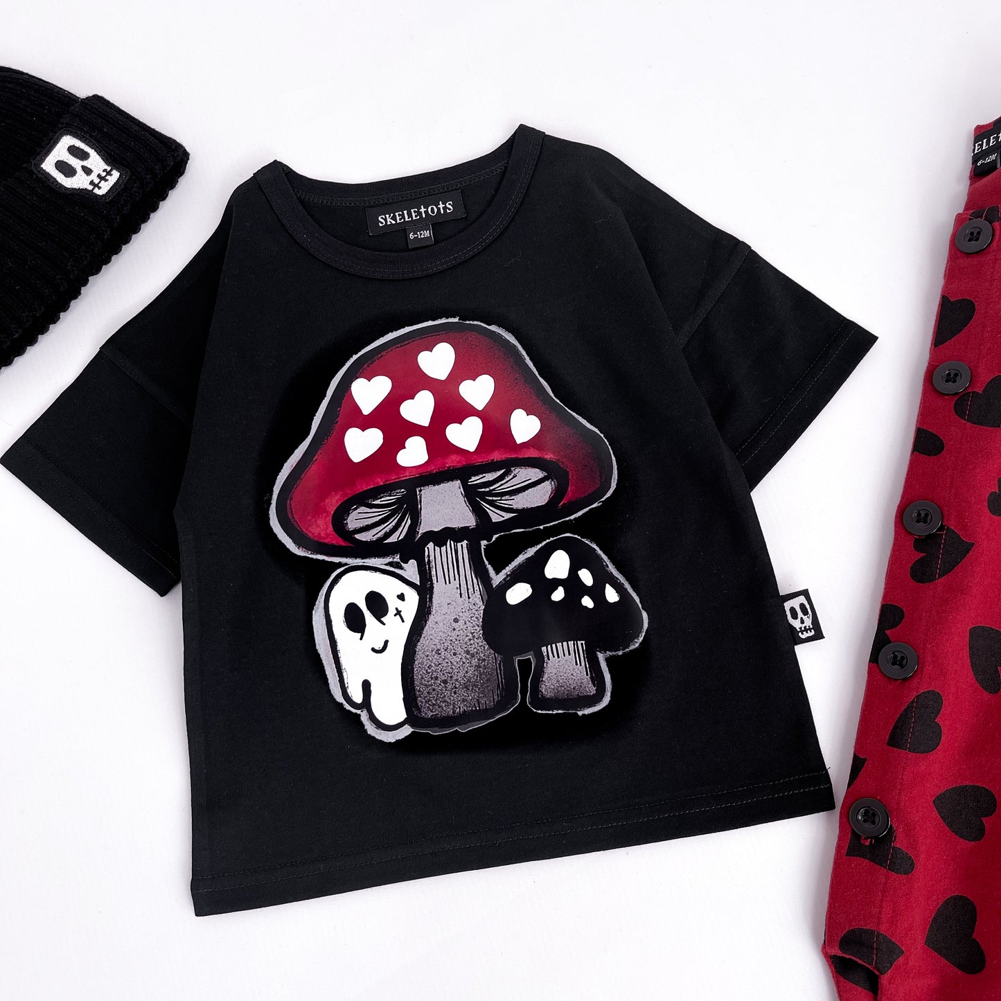 RED TOADSTOOL GHOST TEE