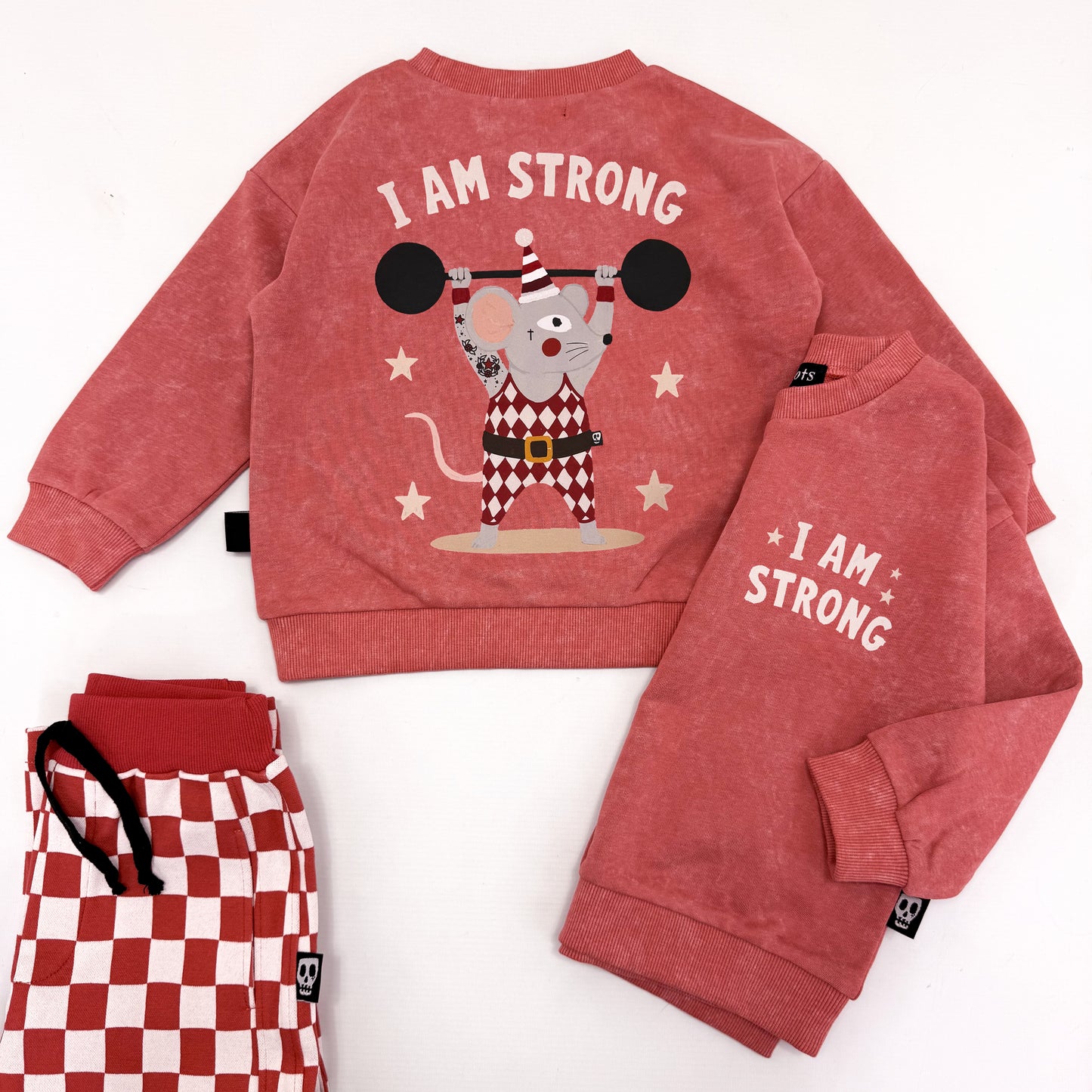 I AM STRONG BACKPRINT OVERSIZED SWEATSHIRT