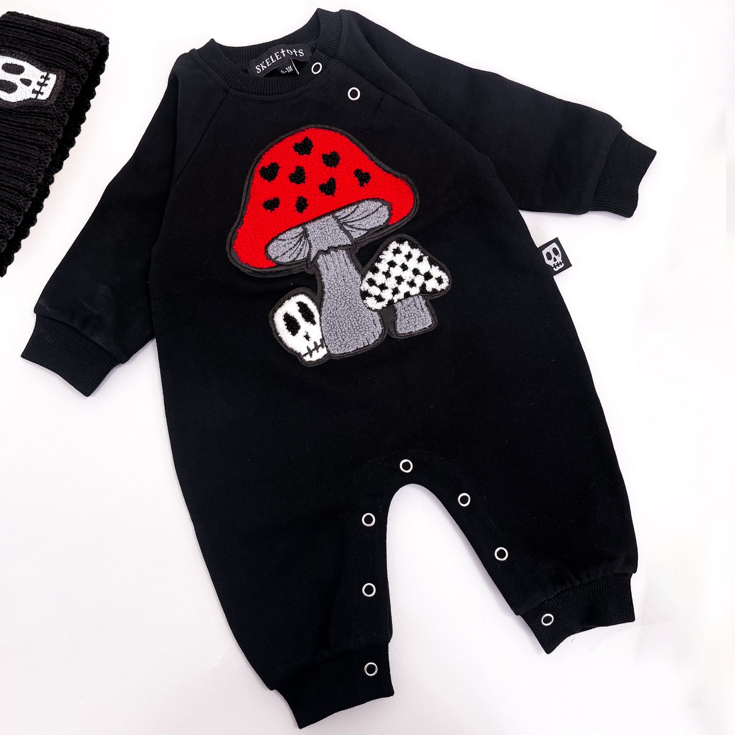 ⚡RED TOADSTOOL SKULL EMBROIDERED PATCH FOOTLESS ROMPER⚡
