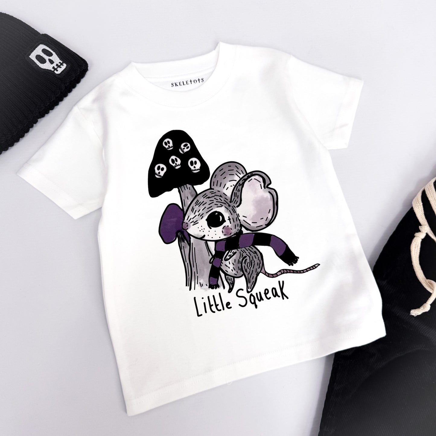⚡LITTLE SQUEAK WHITE TEE⚡