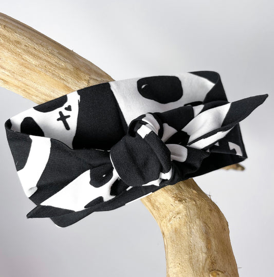 Stretch headband with Skelly Skull design
